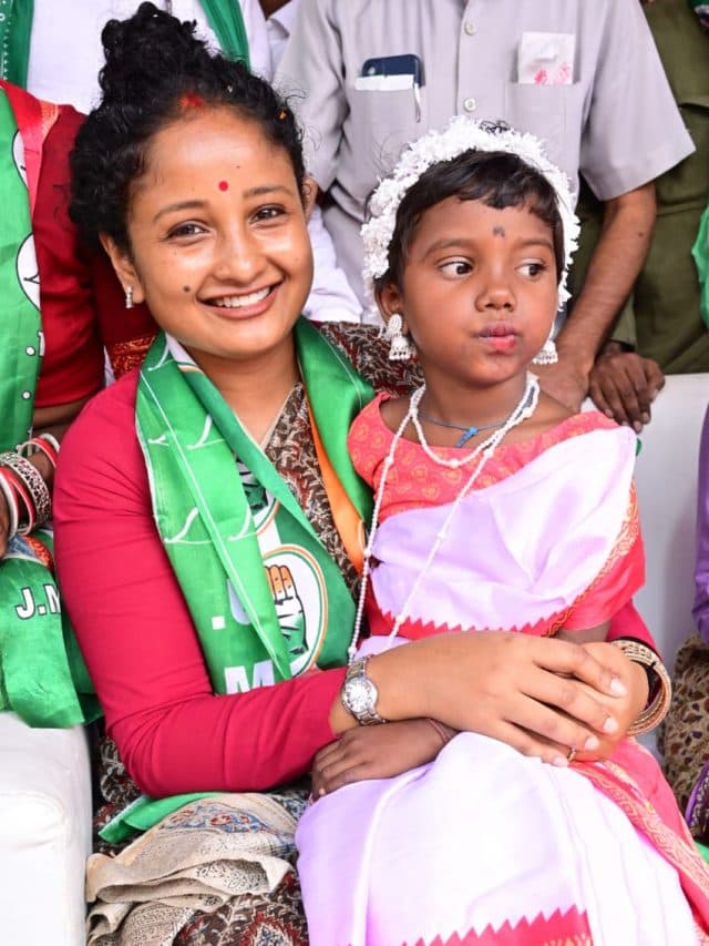 झारखंड चुनाव : झामुमो के लिए पसीना बहा रहीं कल्पना सोरेन