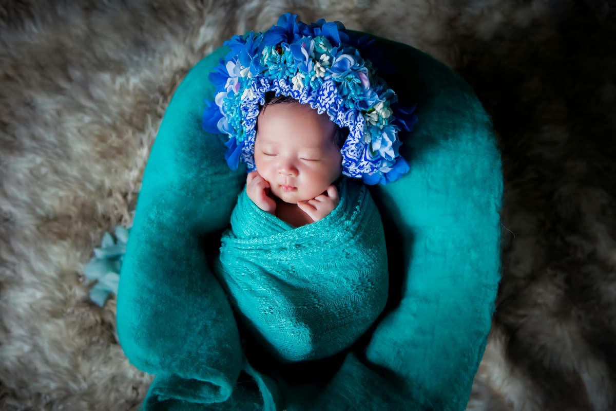 Baby Names: आपकी प्यारी से बेटी के लिए ये हैं सबसे खूबसूरत और यूनिक नाम, साथ ही जानें अर्थ