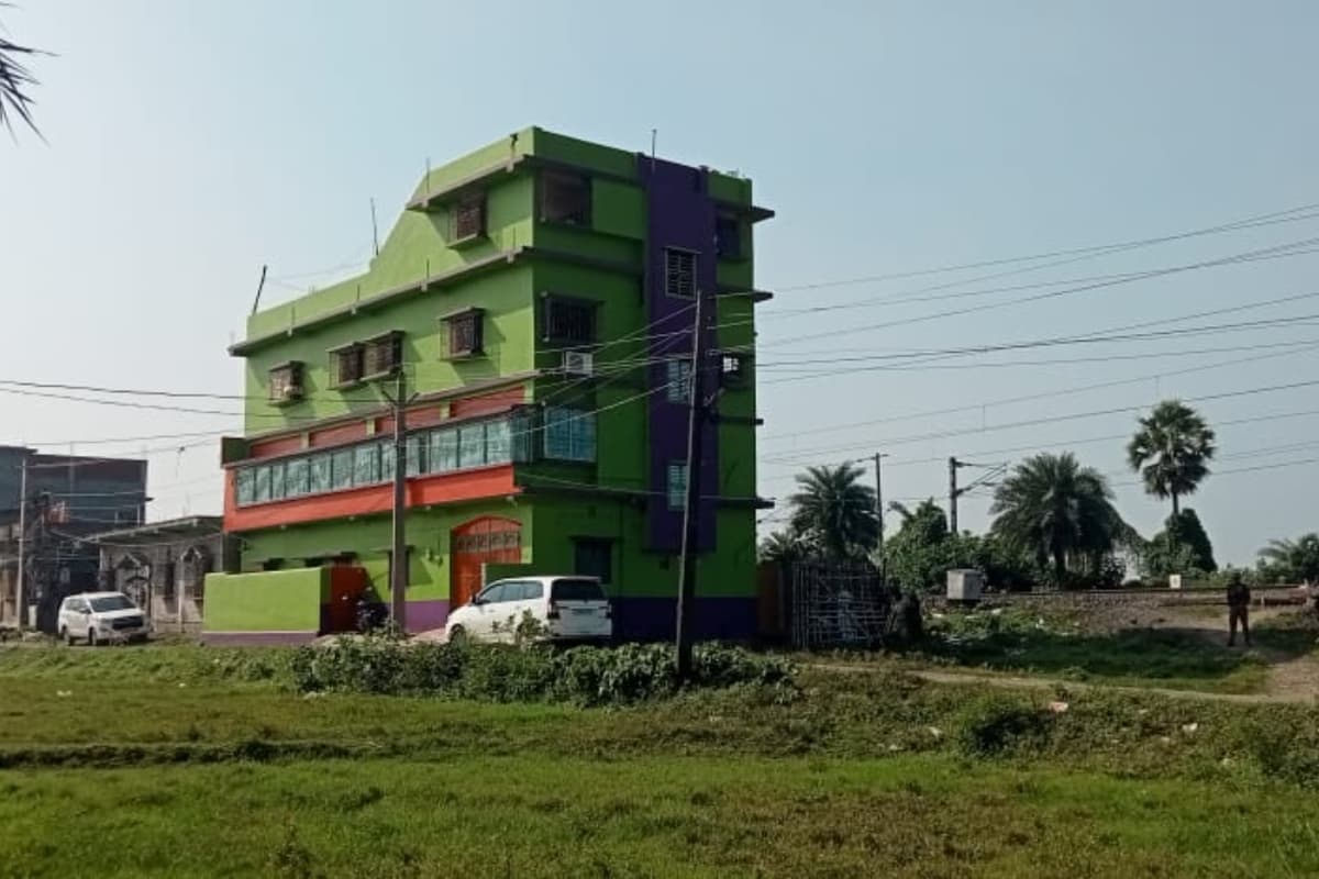 ED Raid : वोटिंग से एक दिन पहले झारखंड-बंगाल में ईडी की रेड, बांग्लादेशी घुसपैठियों से जुड़े तार