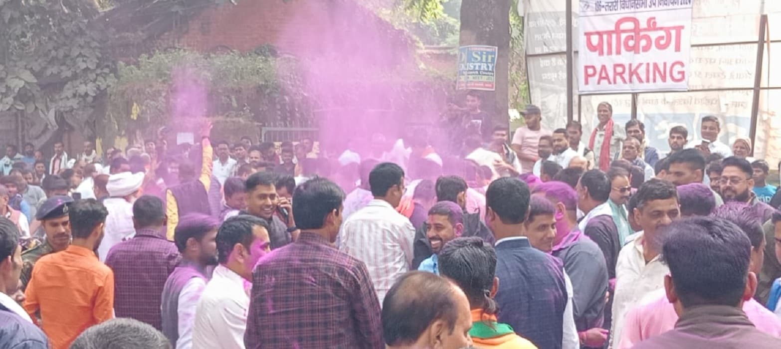 Bihar By Election Results: लड़ाई से बाहर हुए जगदानंद सिंह के बेटे, जीतन राम मांझी की बहू जीत की ओर