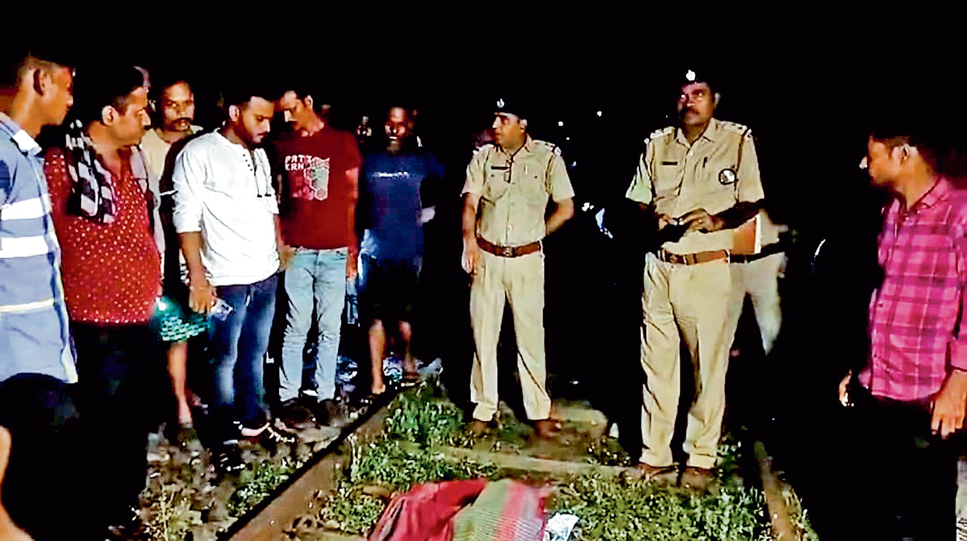 हादसा : पांसकुड़ा में ट्रेन के धक्के से महिला समेत तीन लोगों की गयी जान