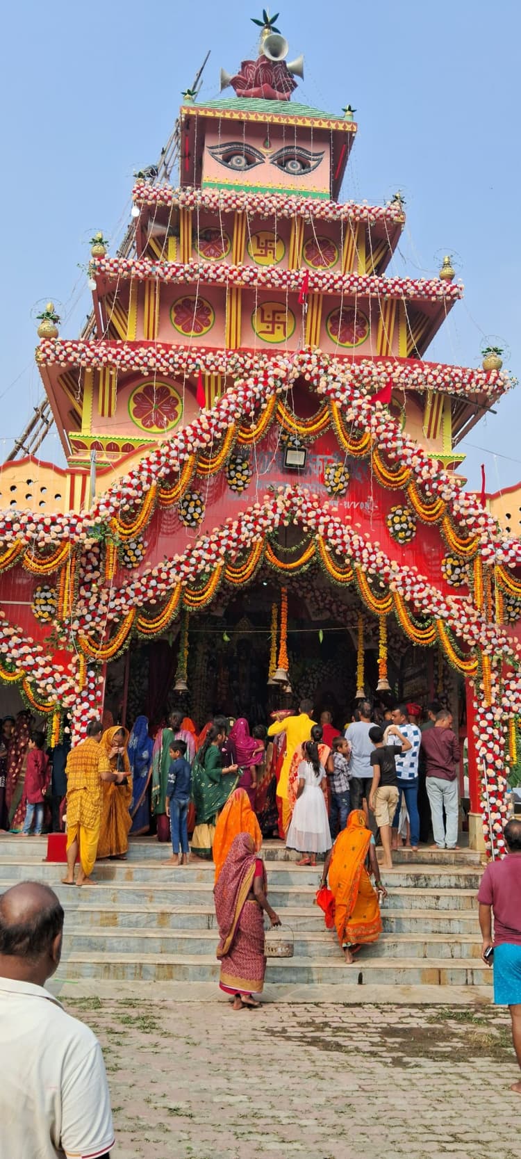 माल गोदाम व मलहद स्थित मंदिर में मां काली की हुई भव्य पूजा-अर्चना, दर्शन के लिए उमड़ी श्रद्धालु की भीड़