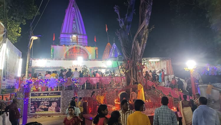 माता के जयकारे से गूंजा बूढ़ी काली मंदिर
