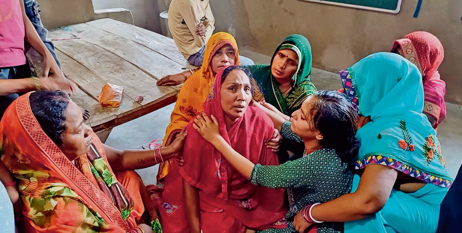 Gopalganj News : विवादित जमीन पर दीप जलाने पर हिंसक झड़प, एक की मौत, सात घायल