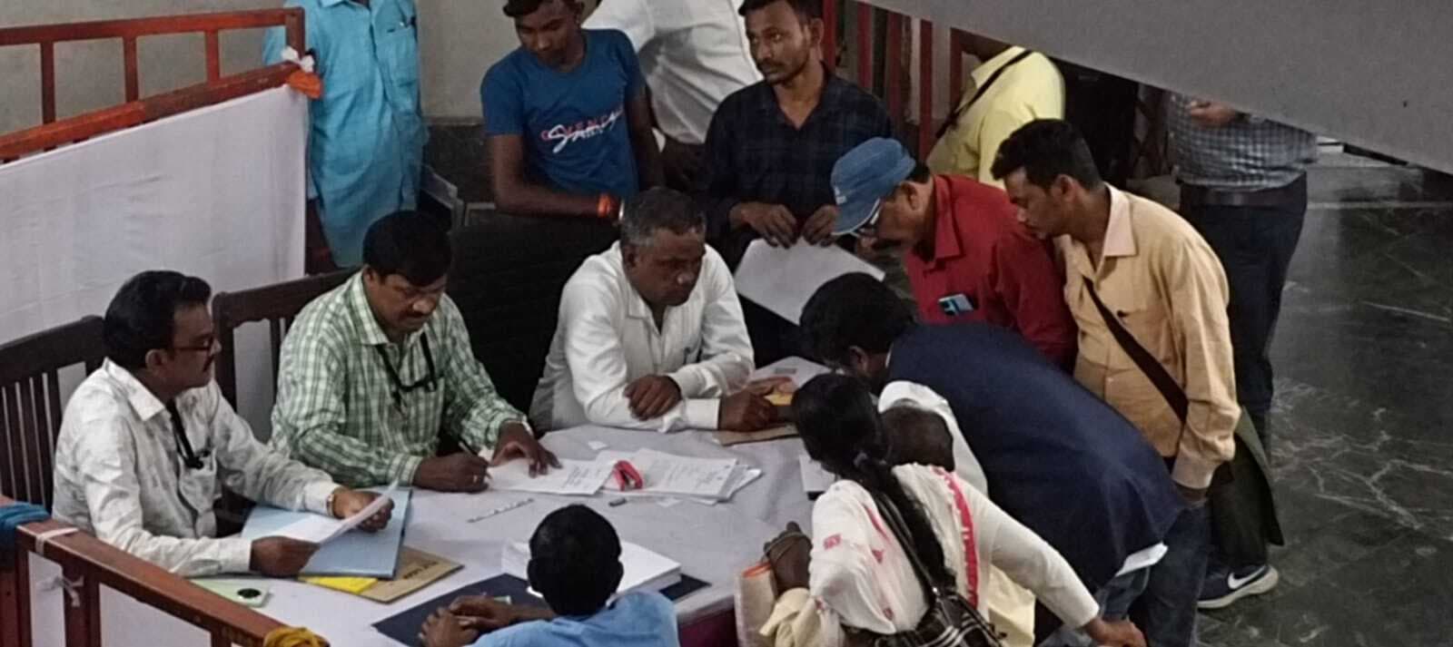 चार विस क्षेत्र में 33 निर्दलीय समेत 59 उम्मीदवार ठोंकेंगे ताल