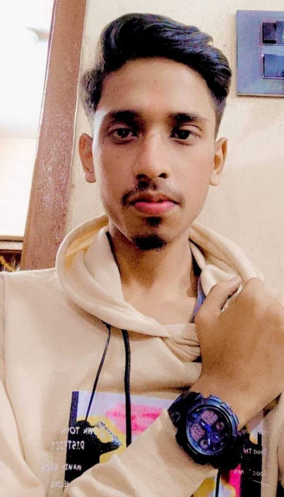 Dhanbad News : पाथरडीह कोल वाशरी क्वार्टर में छात्र ने की आत्महत्या