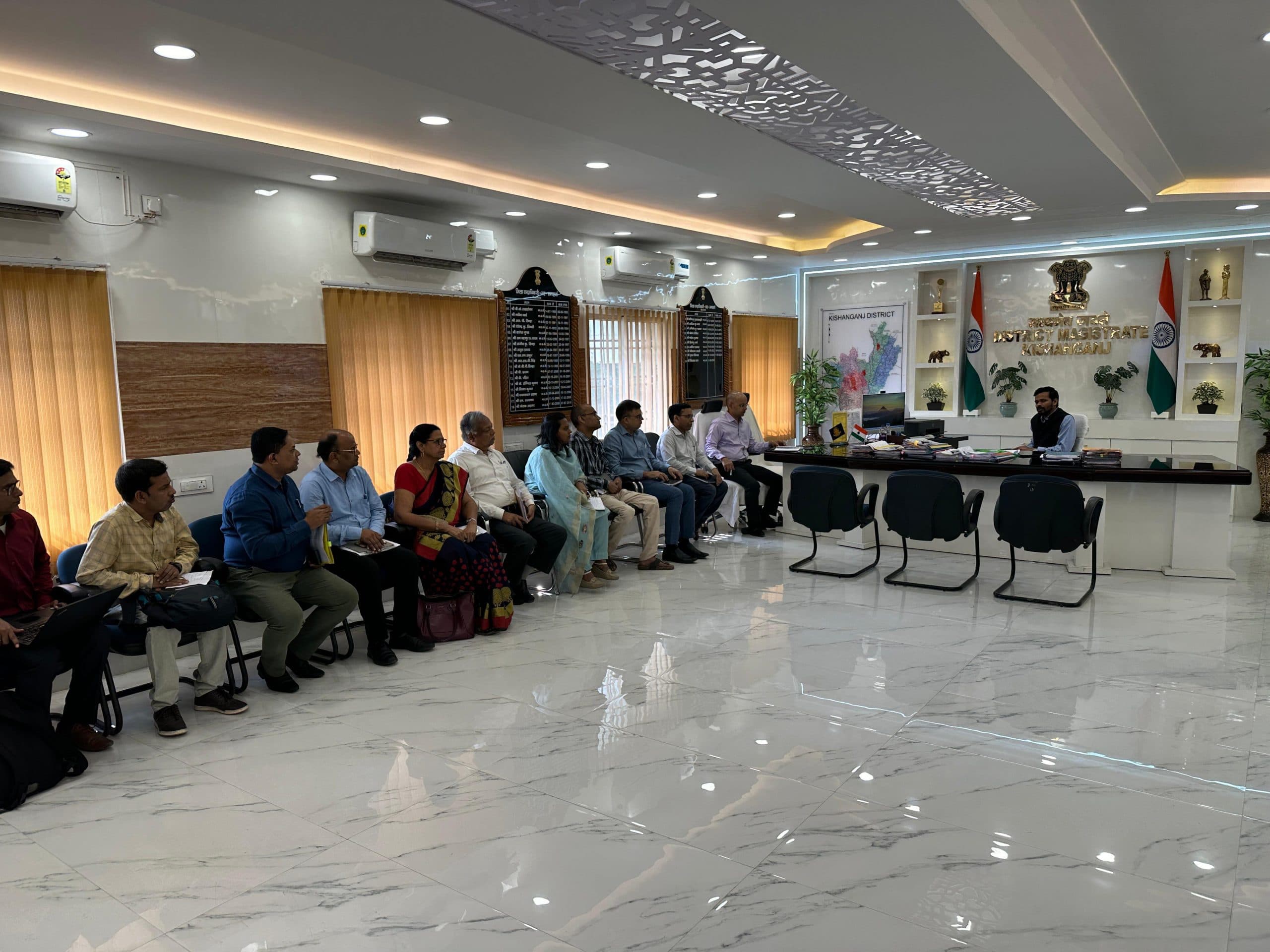 गृह प्रसव मुक्त पंचायत अभियान की प्रगति की समीक्षा बैठक आयोजित, डीएम ने दिए कई आवश्यक निर्देश