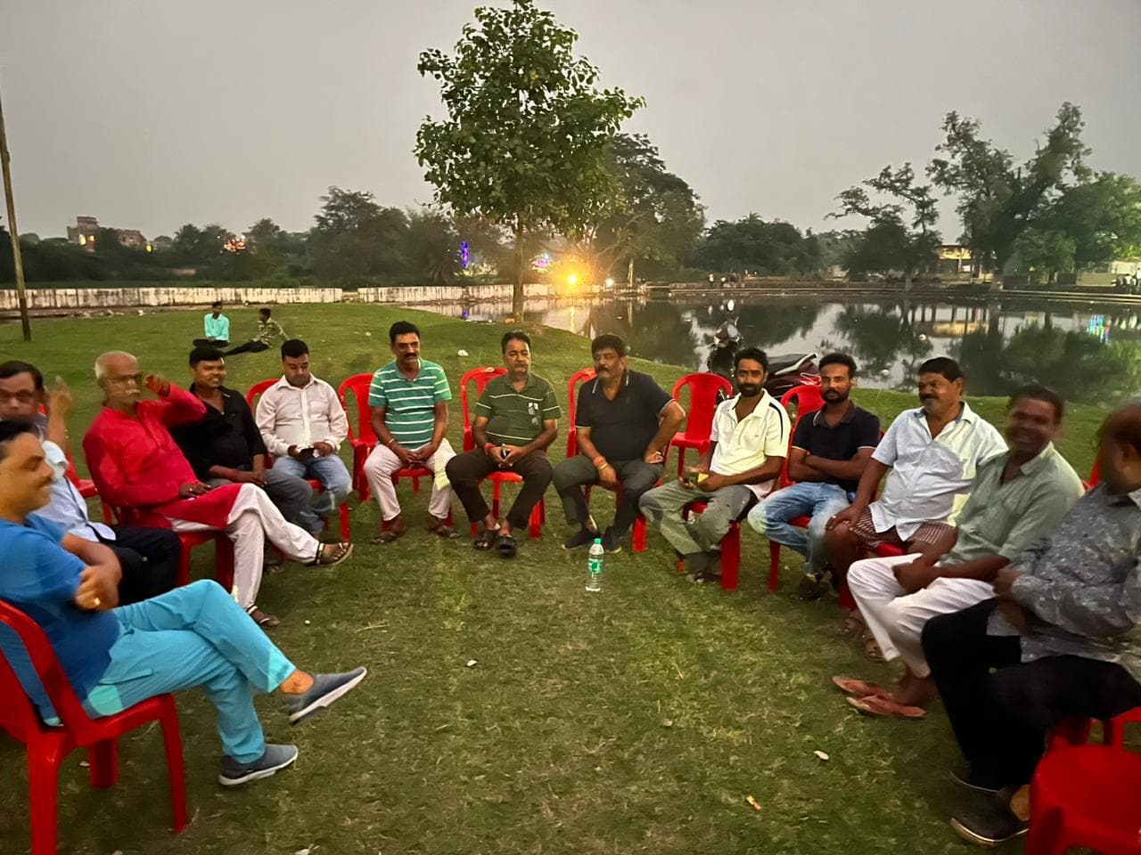 झील तालाब परिसर की रंग-बिरंगी रोशनी और फूलों से होगी सजावट, वॉलंटियर की भी होगी तैनाती