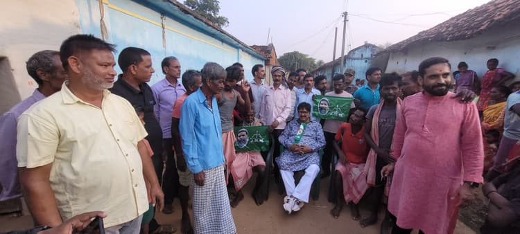 हेमंत सोरेन के हाथ को करें मजबूत, सारठ में शिलान्यास का सच जल्द आयेगा सामने : चुन्ना