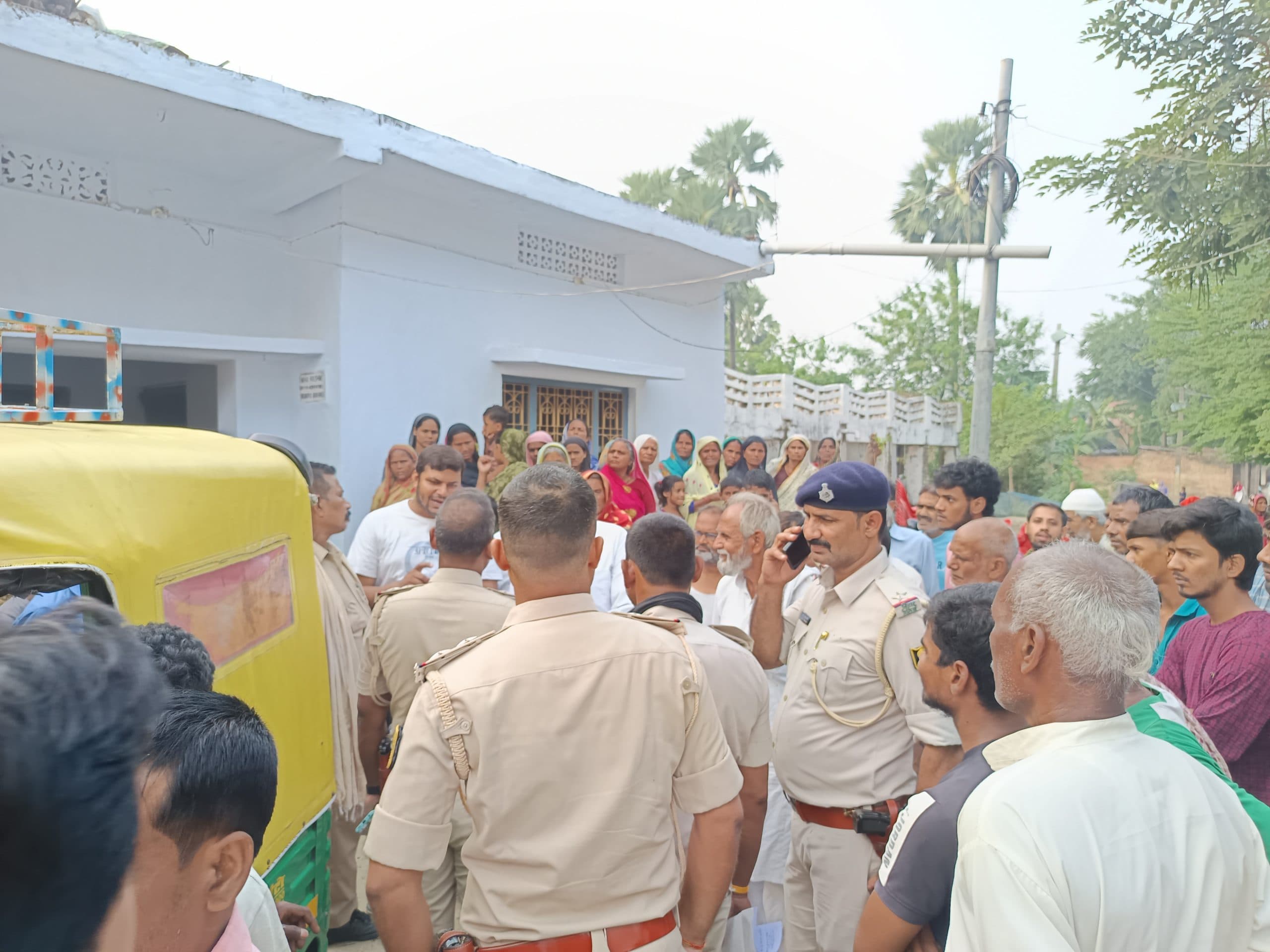 Darbhanga News: बेटे की शादी के लिए खरीदारी करने बाजार जा रहे पिता की सड़क हादसे में मौत