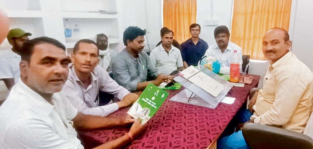 Siwan News : अभियान चलाकर 15 तक बनेगा निर्माण श्रमिकों का कार्ड