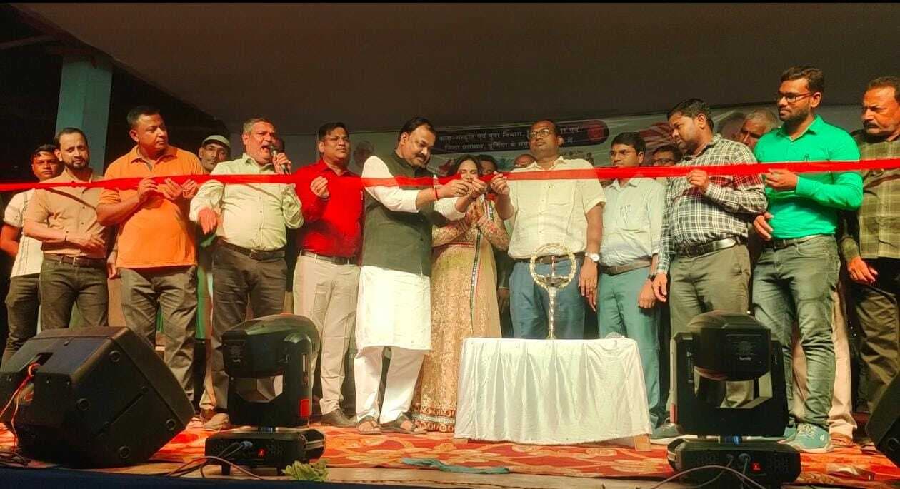 रसाढ़ गांव में काली पूजा राजकीय महोत्सव का भव्य उद्घाटन