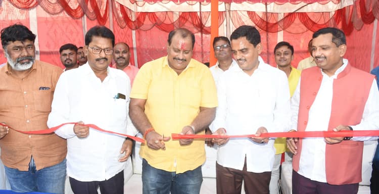 मधुबनी में कुश्ती प्रतियोगिता का शुभारंभ, जुटे देश भर के पहलवान