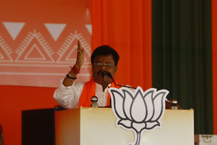 Jamshedpur News : मोदी ने गारंटी दी है, झारखंड की डेमोग्राफी नहीं बदलने देंगे : अभय सिंह