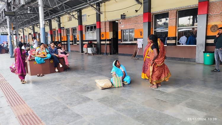 भागलपुर से रवाना होने वाली ट्रेनों को लेट परिचालन के कारण किया गया रीशेड्यूल