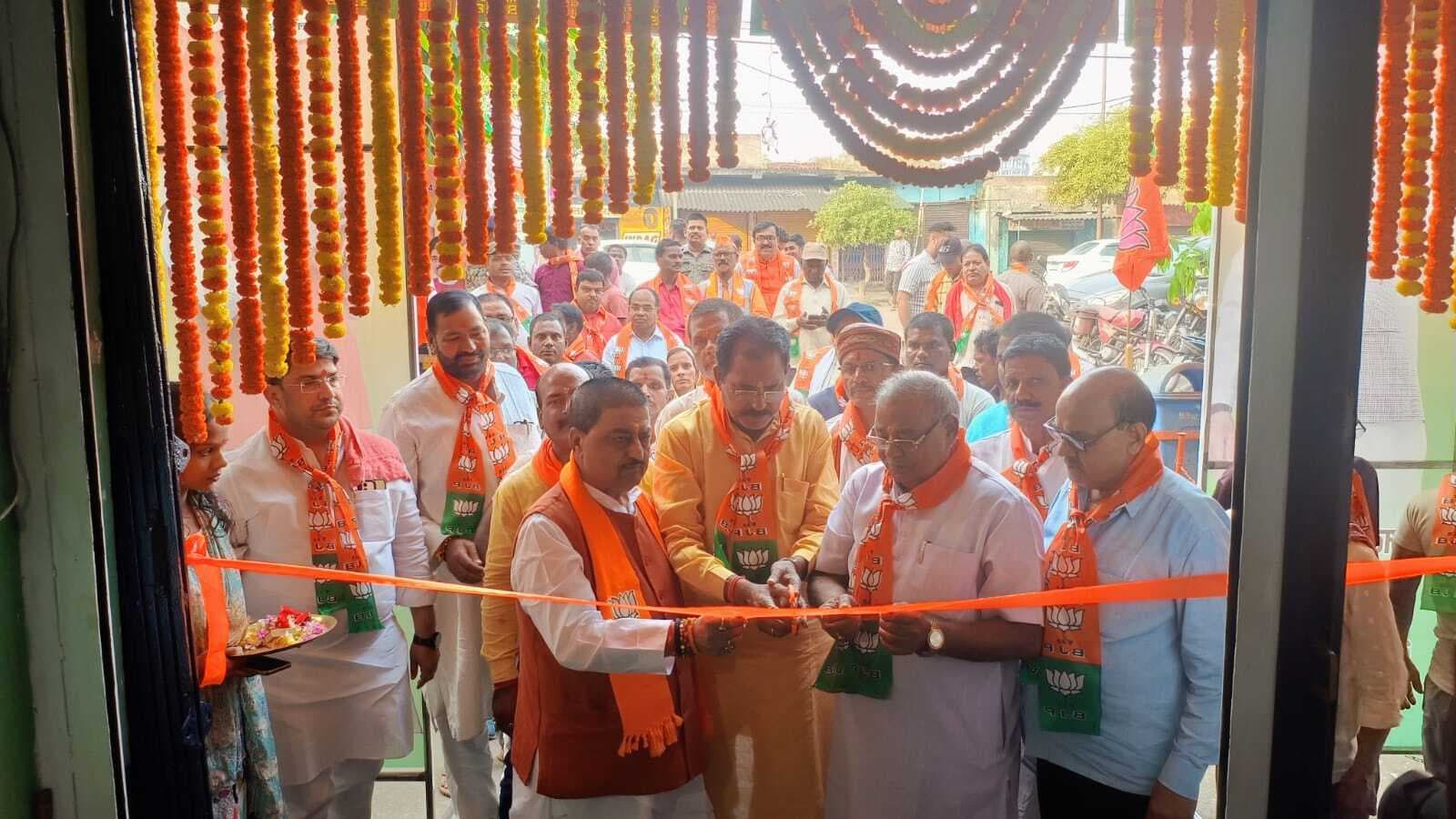 BOKARO NEWS : चुनाव प्रचार अभियान पकड़ने लगा जोर