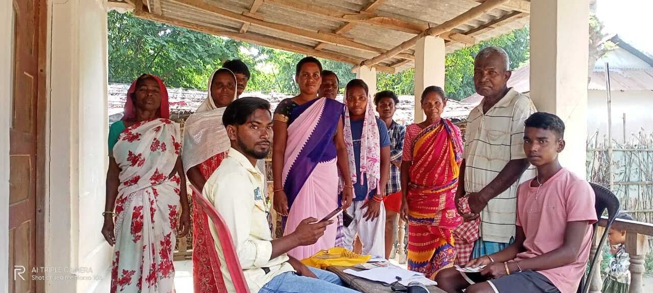 जिले के सातों प्रखंड में आगामी 09 नवंबर तक लाभुकों का बनाया जाएगा गोल्डन ई कार्ड