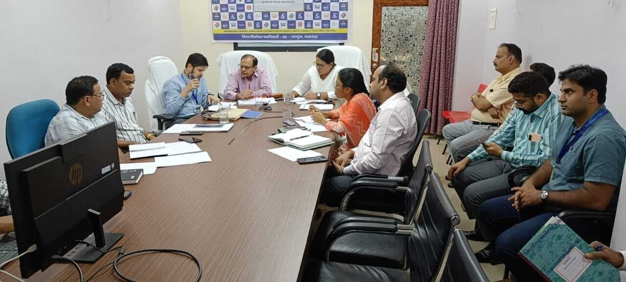 मतदानकर्मियों का किया गया द्वितीय रेंडमाइजेशन