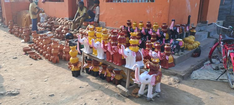 सूर्योपासना का चार दिवसीय महापर्व छठ मंगलवार से शुरू