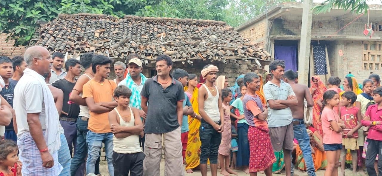 मोहिउद्दीननगर स्टेशन पर ट्रेन से कटकर दो छठ व्रती महिलाओं की मौत