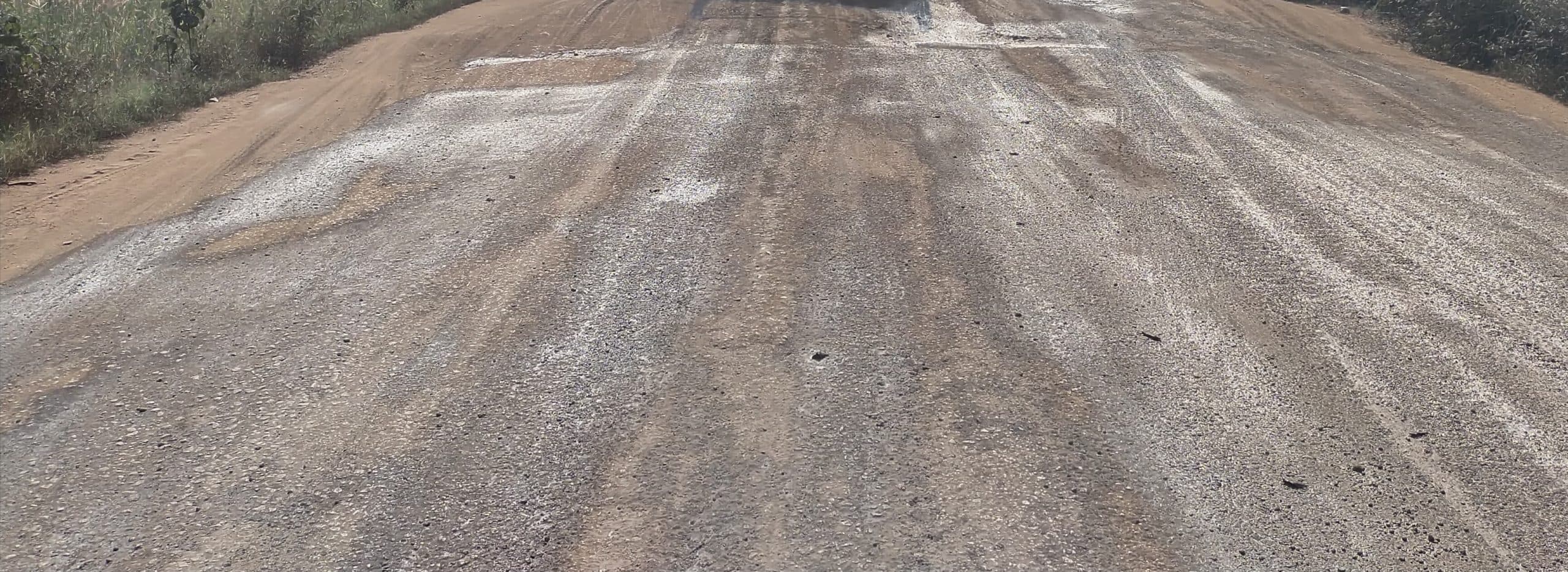 Jharsuguda News: बूढ़ीपदर चौक से माराकुटा होकर पावर हाउस चौक को जोड़नेवाली सड़क जर्जर, लोग परेशान