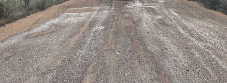 Jharsuguda News: बूढ़ीपदर चौक से माराकुटा होकर पावर हाउस चौक को जोड़नेवाली सड़क जर्जर, लोग परेशान