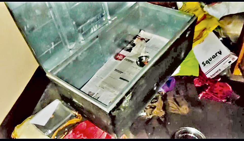 Bokaro News: एक ही रात दो घरों से लाखों की संपत्ति चोरी