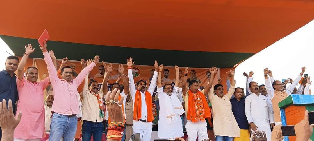 यह चुनाव झारखंड खासकर संथाल को बचाने का चुनाव है : शिवराज सिंह