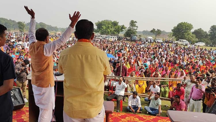 बीजेपी की सरकार बनते ही पारा शिक्षकों, सिपाही व अनुबंध कर्मियों की सेवा होगी नियमित : शिवराज