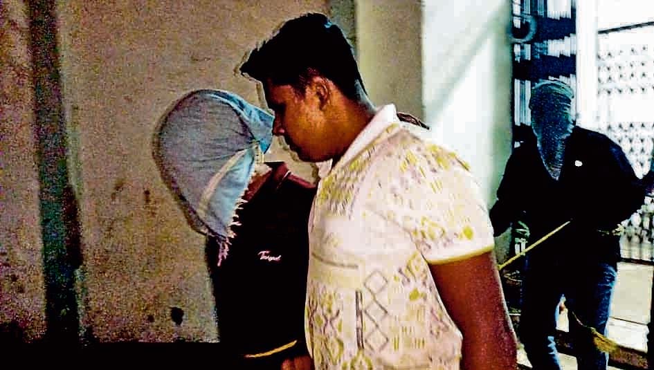 पांच खातों में गया पैसा, सभी अकाउंट फ्रीज