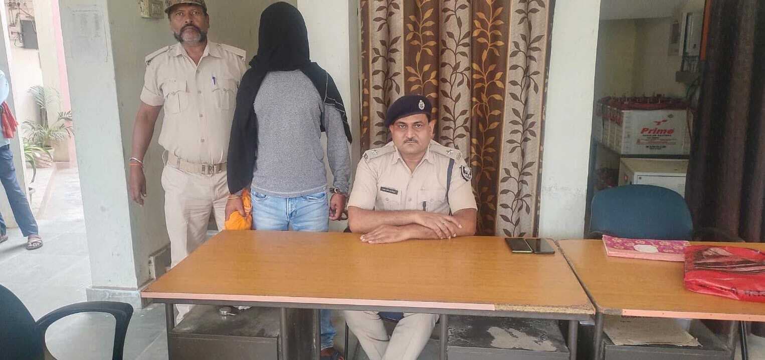 प्रतिबंधित संगठन आजाद हिंद फौज का 50 हजार का इनामी सदस्य गिरफ्तार