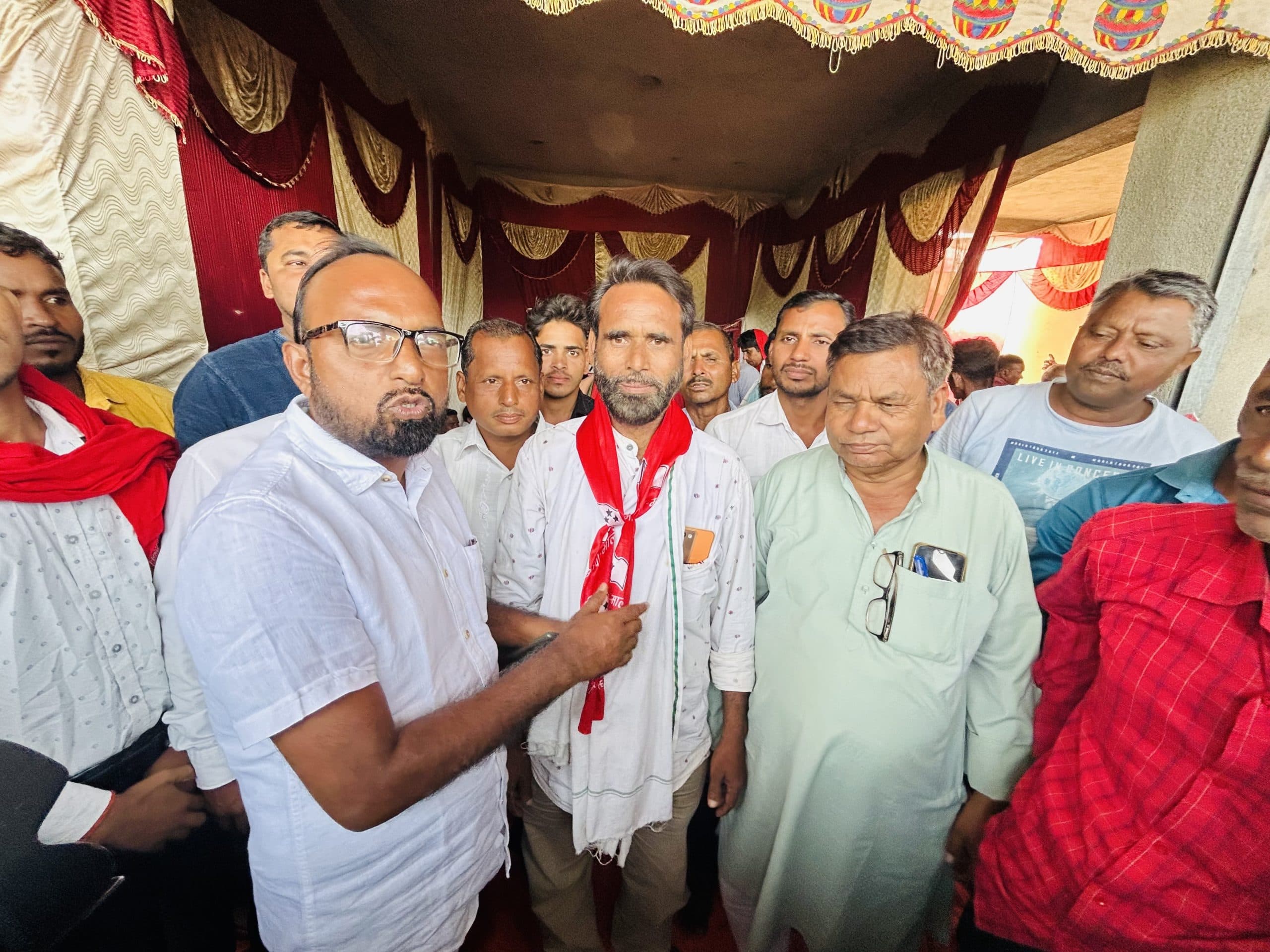 Giridih News: धनवार के माले प्रत्याशी राजकुमार यादव ने किया कार्यालय का उदघाटन