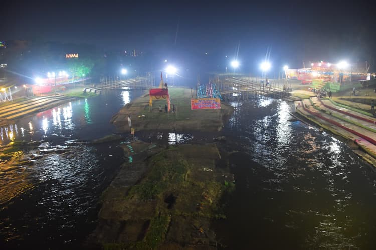 Bokaro News: कांच ही बांस के बहंगिया, बहंगी लचकत जाय...