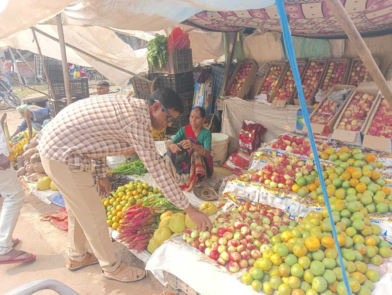 Giridih News : छठव्रती आज देंगे अस्ताचलगामी सूर्य को अर्घ्य