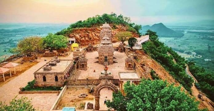 Bhubaneswar News: ब्रह्मपुर में तारा तारिणी मंदिर से 10 लाख रुपये के सोना-चांदी के आभूषण, व नकद लूटे गये