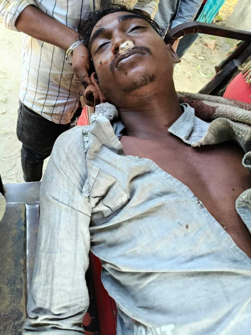 युवक की नदी में डुबाेकर हत्या करने का आरोप