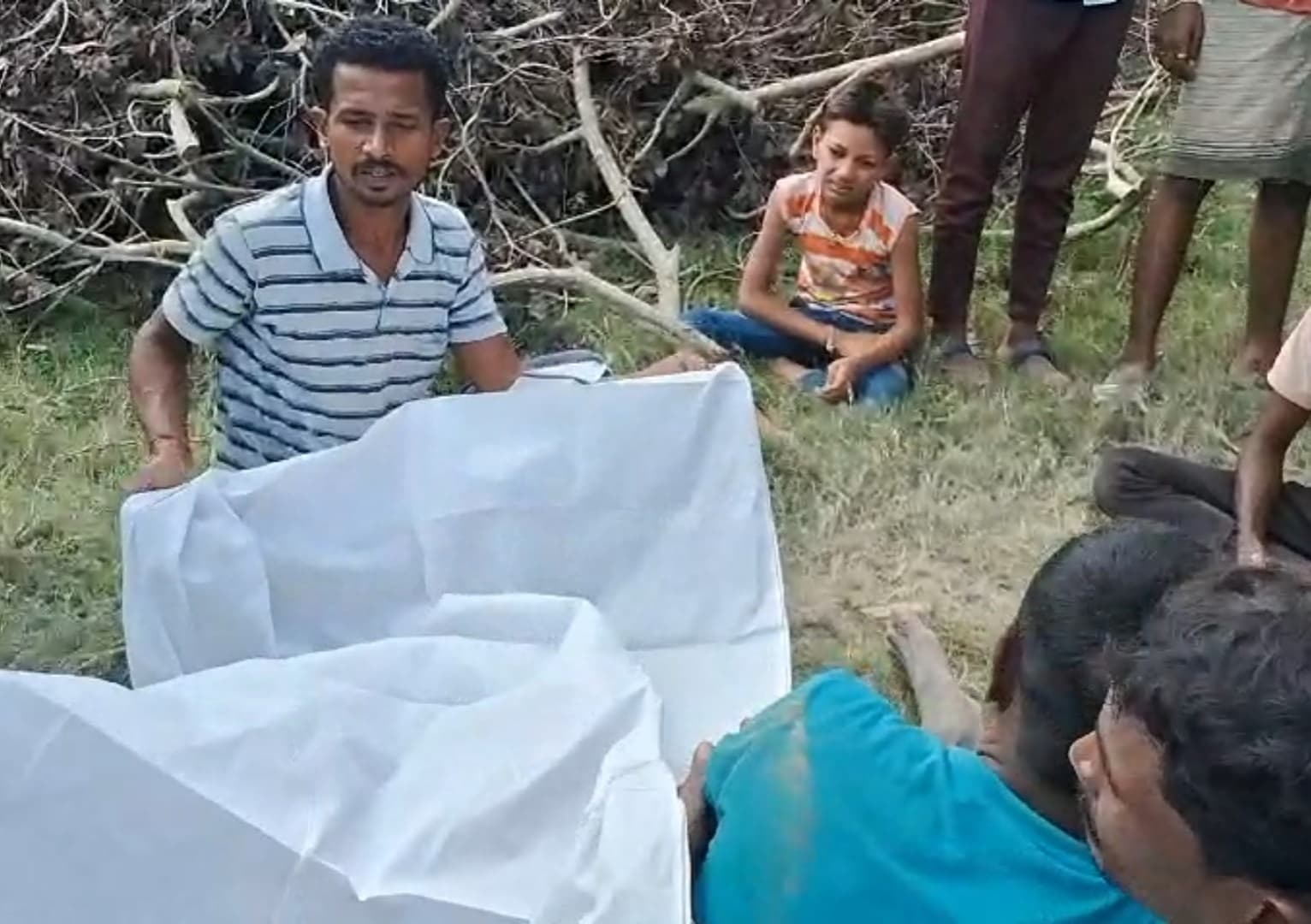 भैंस नहलाने गये बुजुर्ग की तालाब में डूबने से मौत