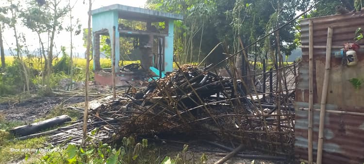 गैस सिलिंडर ब्लास्ट, लाखों के सामान के जले