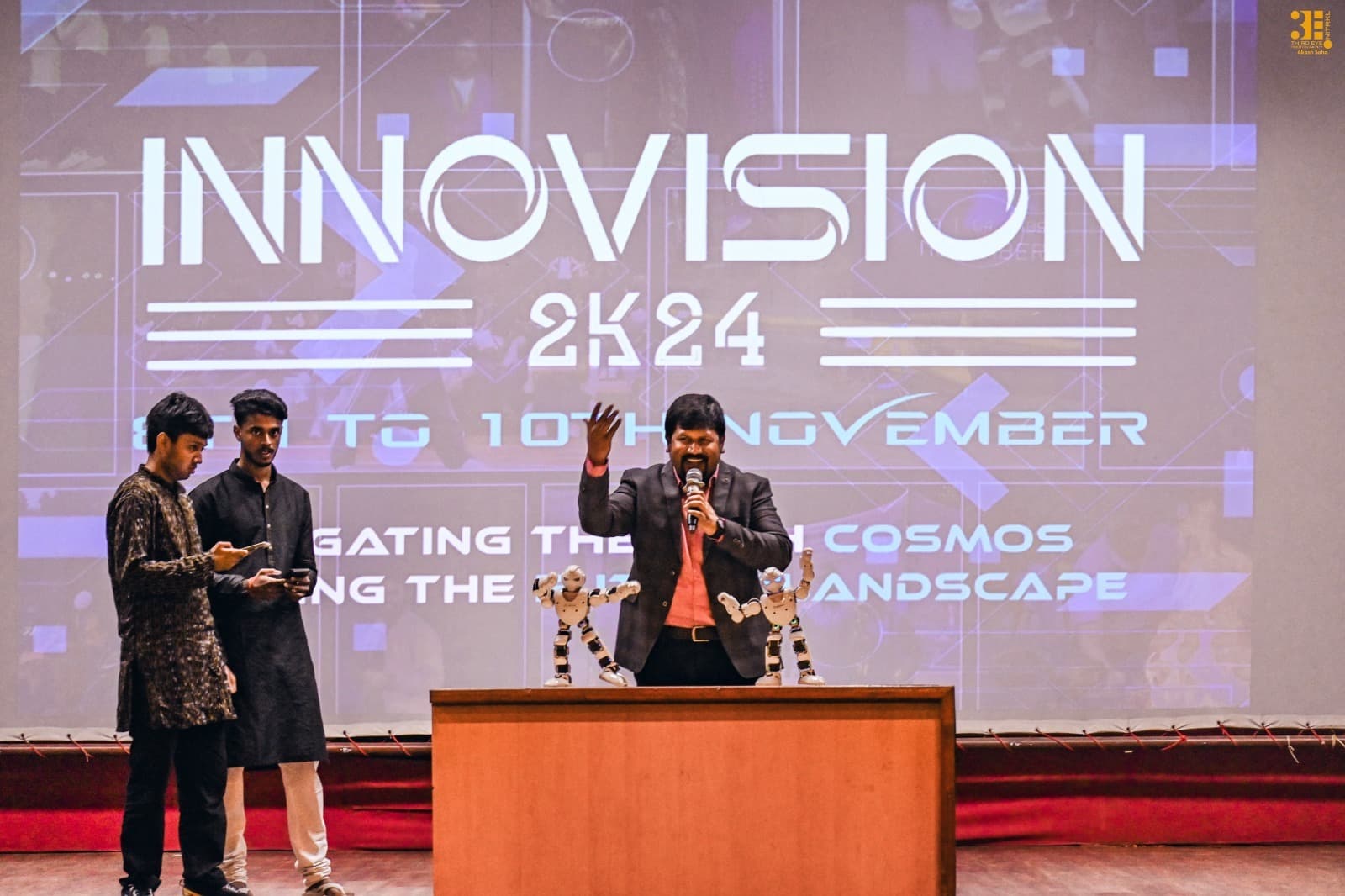 Rourkela News: एनआइटी के टेक फेस्ट में ड्रोन शो और ह्यूमनॉइड रोबोट की प्रदर्शनी से दर्शक हुए रोमांचित