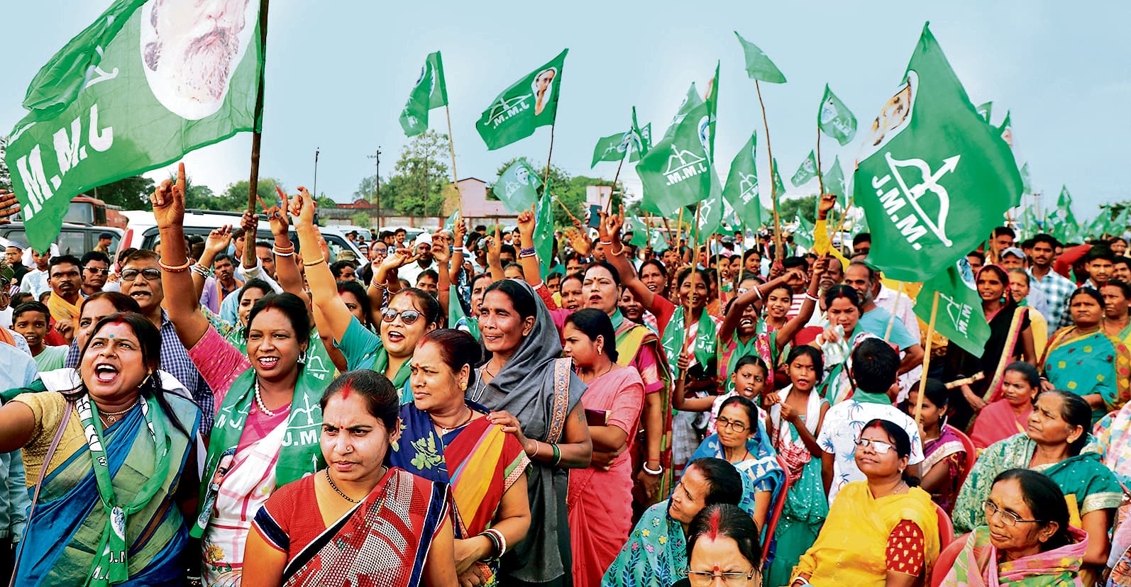 Jamshedpur News : दिन रात आपकी सेवा के लिए खड़े मंगल कालिंदी को वोट देकर जिताएं : कल्पना सोरेन