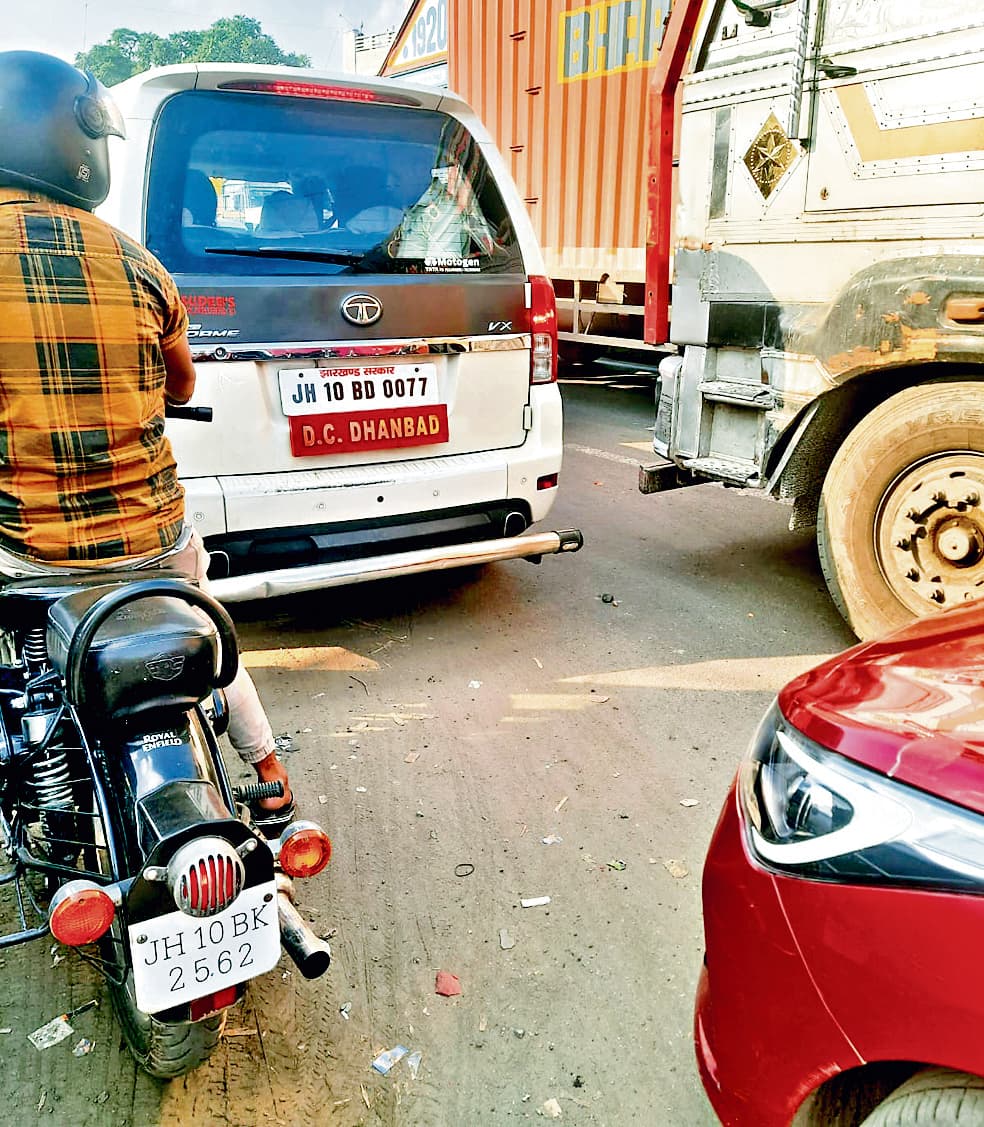Dhanbad News : सड़क हादसे में कोलाकुसमा के युवक की मौत