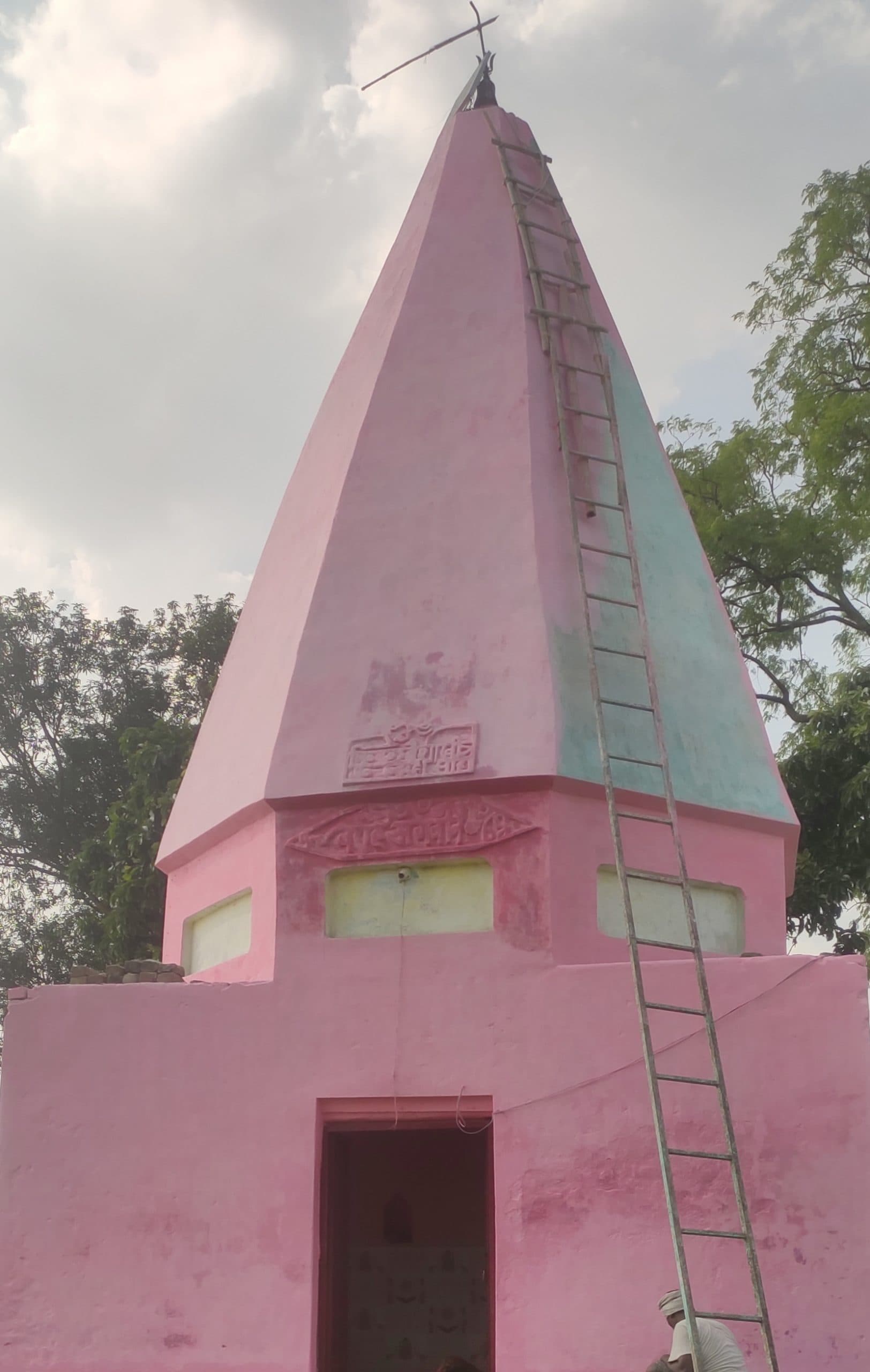 कार्तिक पूर्णिमा पर वराह बाबा मंदिर में उमड़ता है आस्था का सैलाब