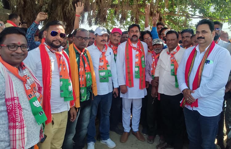 भाजपा प्रत्याशी ने चलाया जनसंपर्क अभियान