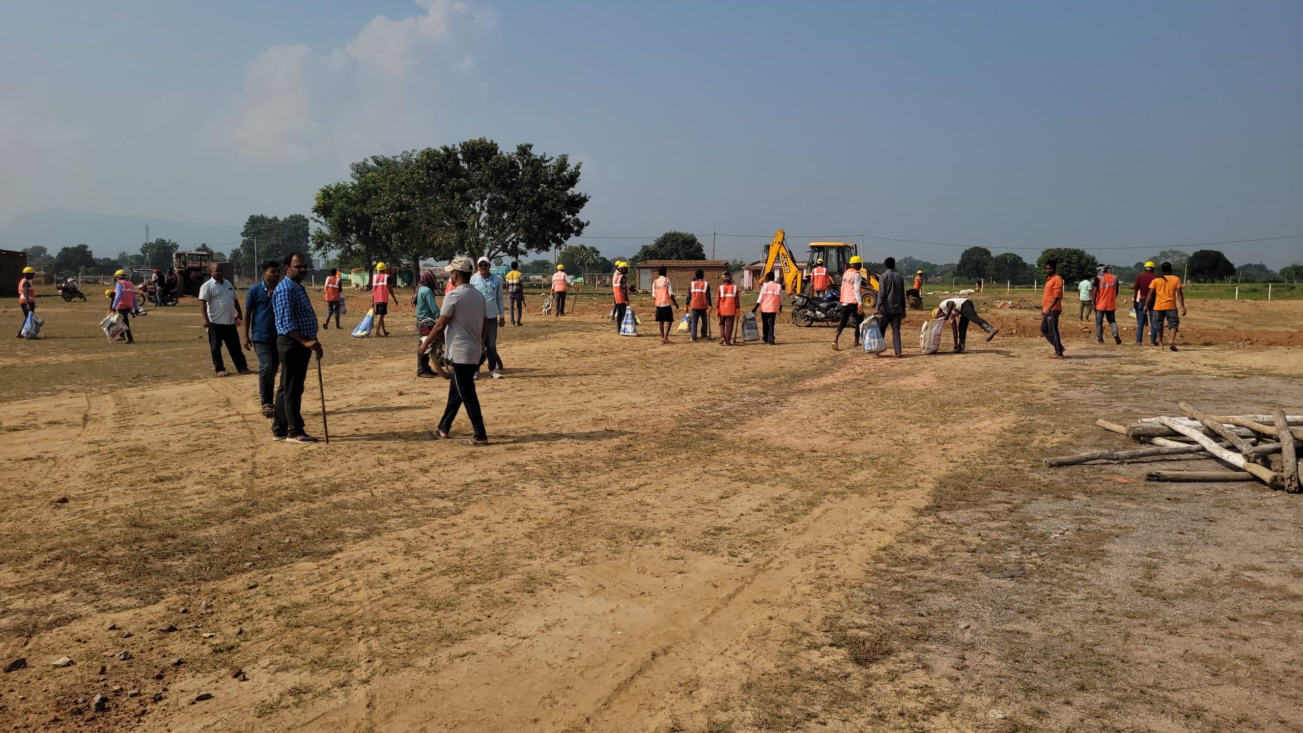 पीएम के आगमन को लेकर चलाया गया स्वच्छता अभियान