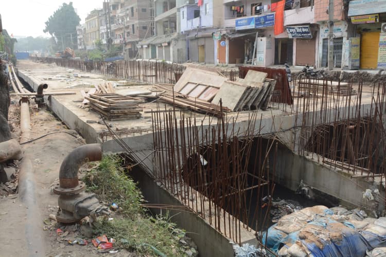 Patna News : मंदिरी नाले पर सड़क निर्माण फरवरी में होगा पूरा