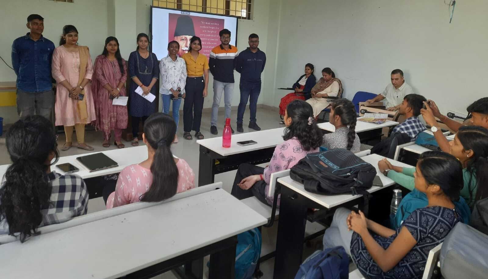 CUJ : मौलाना अबुल कलाम आजाद की जयंती मनायी गयी