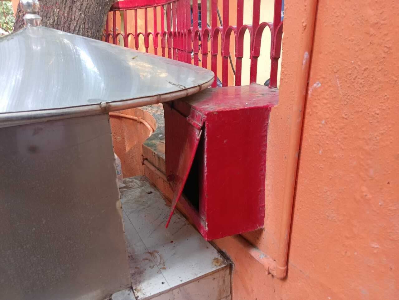 मंदिर की दानपेटी तोड़कर हजारों की चोरी