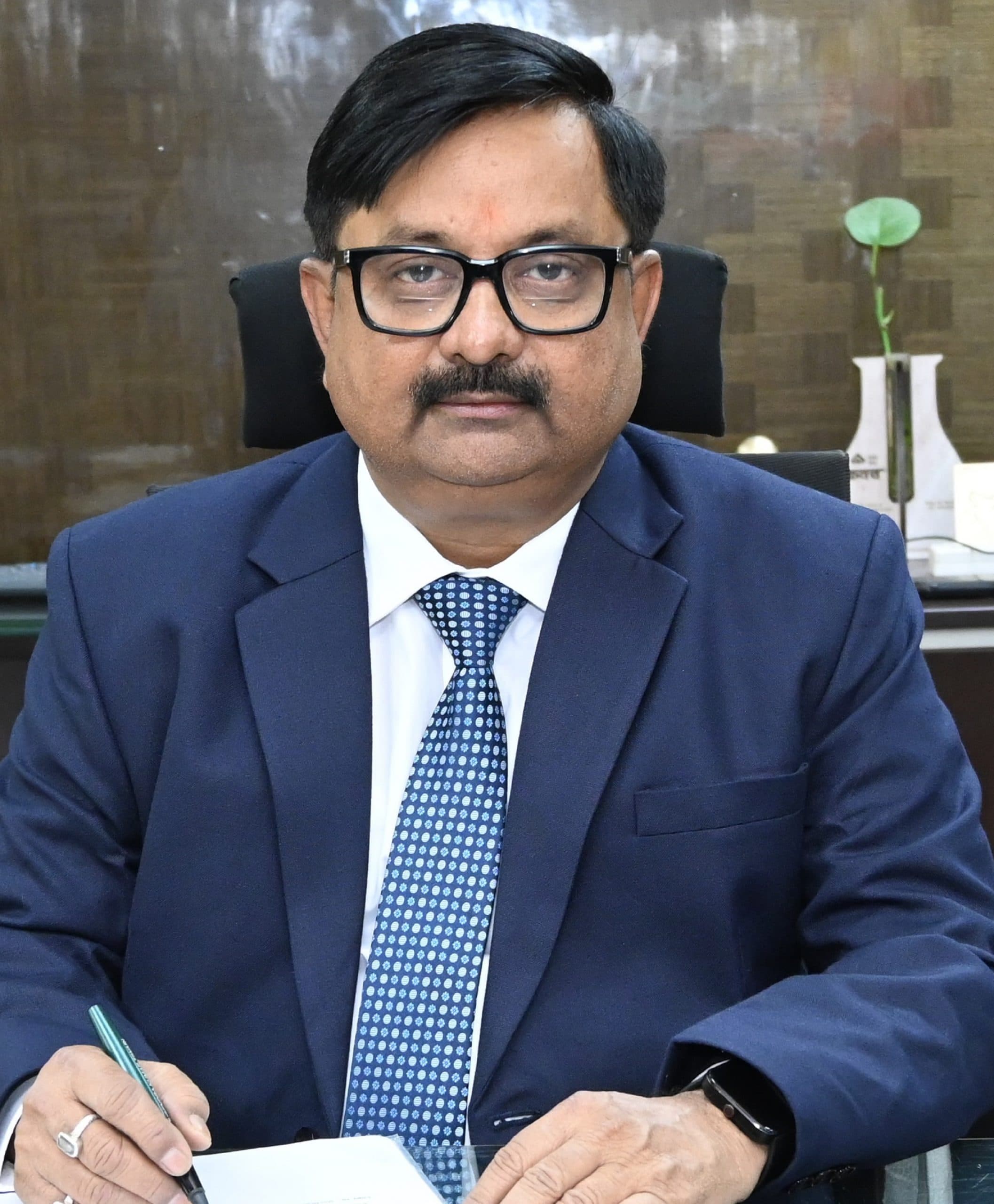 BOKARO NEWS : मजबूत राष्ट्र के निर्माण के लिए वोट जरूर दें : बीके तिवारी