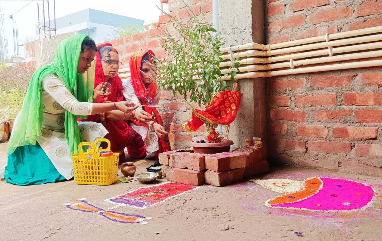धूमधाम के साथ मनाया तुलसी विवाह