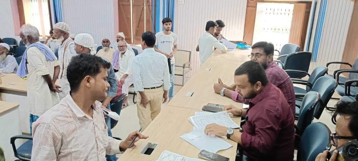 दूसरे दिन दस उम्मीदवारों ने पैक्स अध्यक्ष पद के लिये किया नामांकन